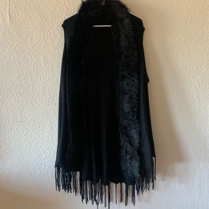 Faux fur neckline duster style vest